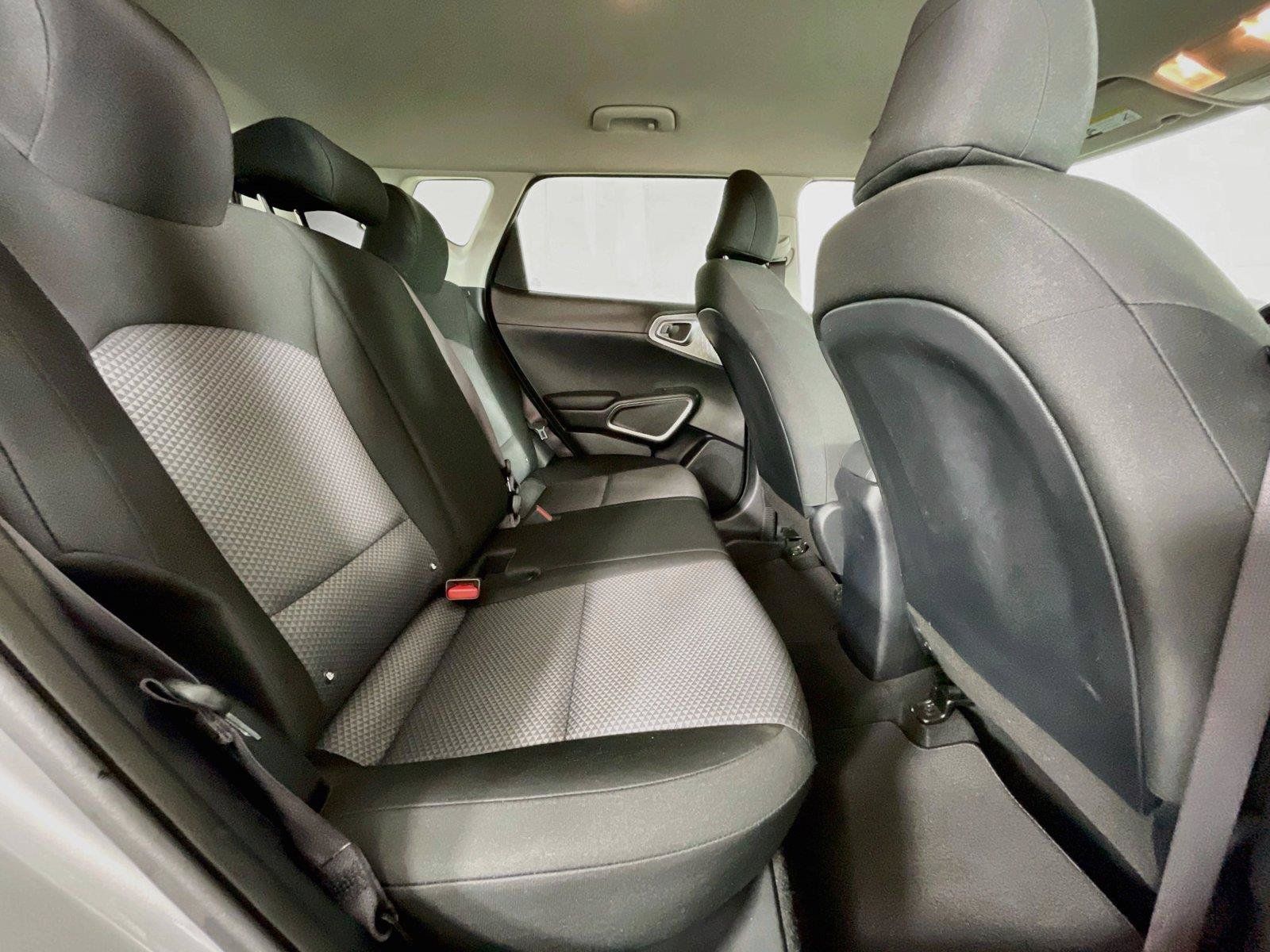 Certified 2025 Kia Soul LX w/ LX Technology Package FWD image 28