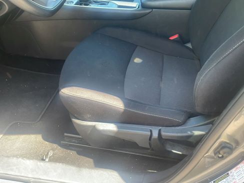 Used 2023 Nissan Sentra SV FWD image 12