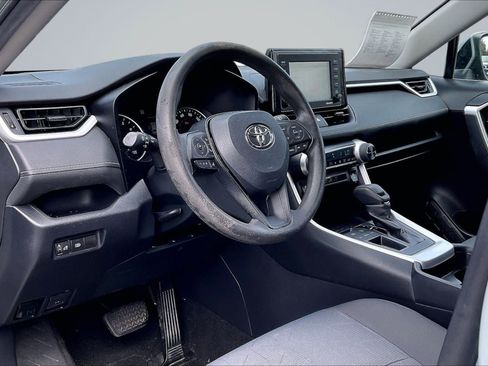 Used 2020 Toyota RAV4 XLE w/ All Weather Liner Package FWD image 14