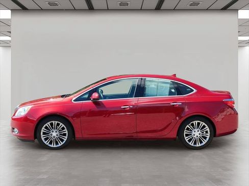 Used 2012 Buick Verano Leather FWD image 3
