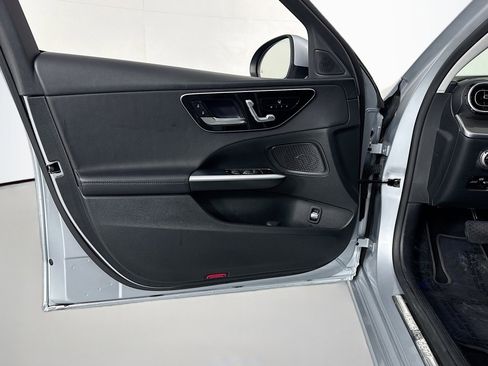Used 2022 Mercedes-Benz C 300 Sedan image 21