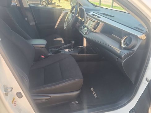 Used 2015 Toyota RAV4 XLE AWD/4WD image 31