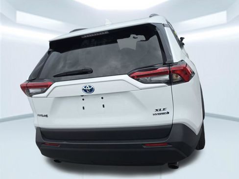 Used 2023 Toyota RAV4 XLE w/ Convenience Package image 13