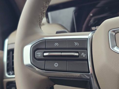 New 2026 GMC Yukon Denali w/ Sun & Power Step Package image 14