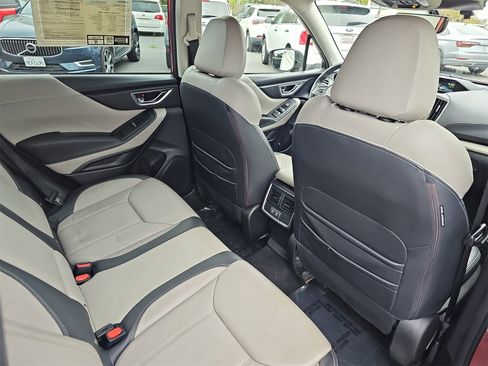 Used 2022 Subaru Forester Limited w/ Popular Package #3 image 11