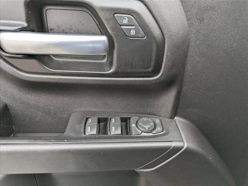 Used 2021 Chevrolet Silverado 1500 Custom image 10