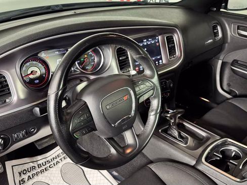 Used 2019 Dodge Charger GT RWD image 14