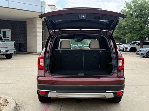 Used 2020 Honda Pilot Touring image 5