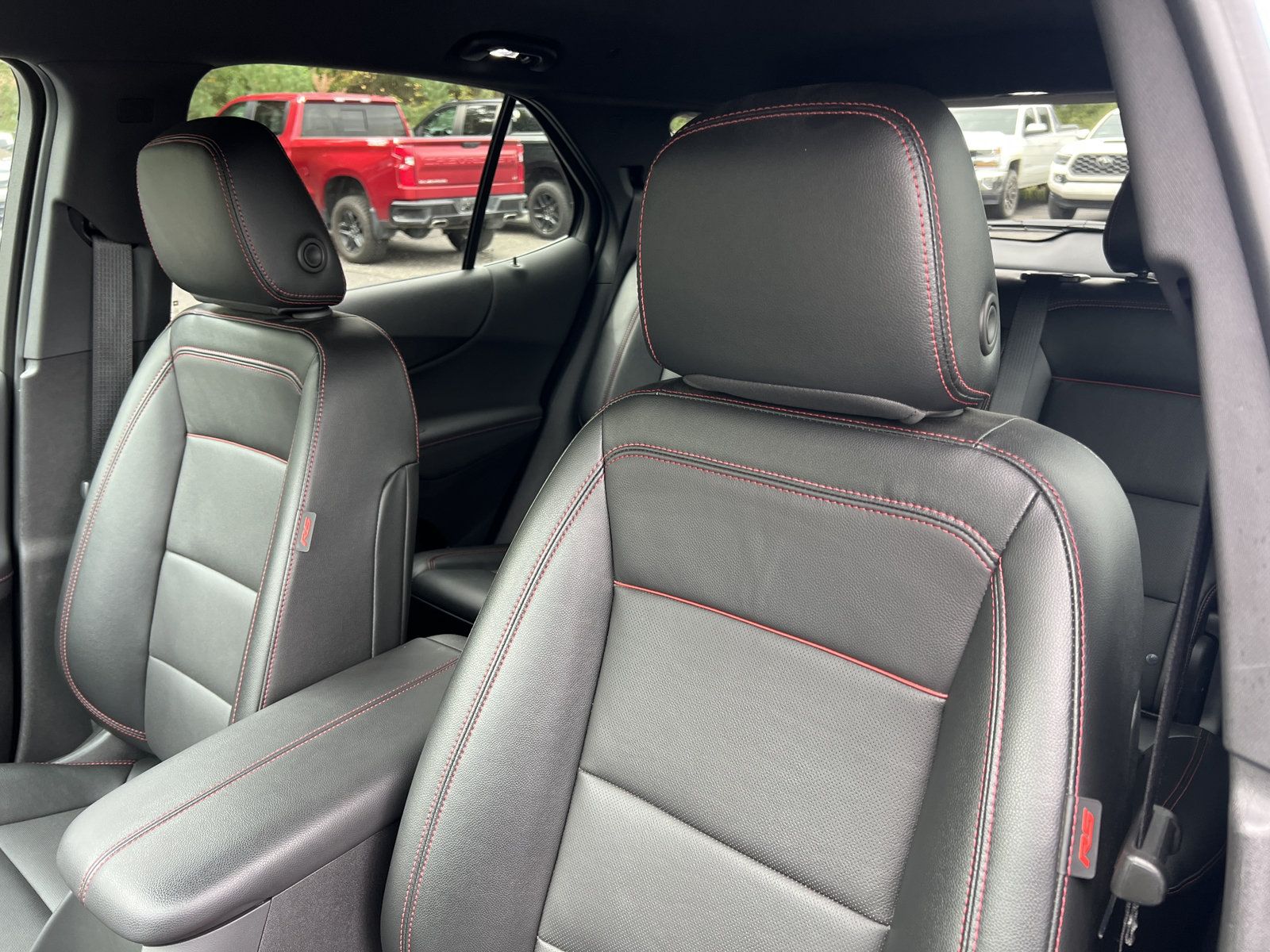 Used 2024 Chevrolet Equinox RS w/ RS Leather Package AWD/4WD image 12