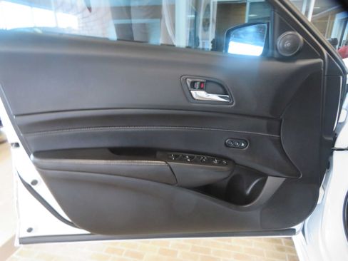 Used 2016 Acura ILX FWD image 13