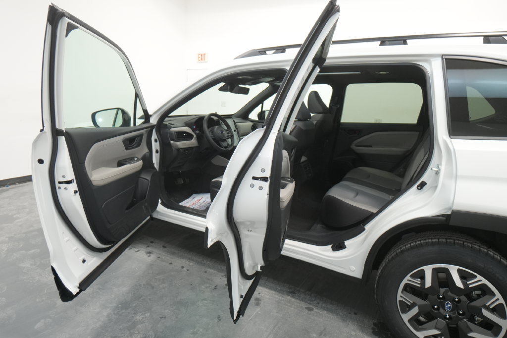 Used 2026 Subaru Forester Premium AWD/4WD image 24