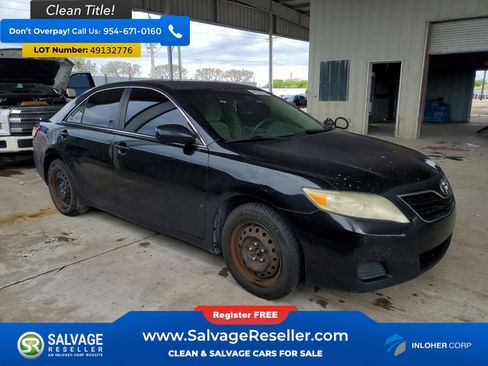 Used 2011 Toyota Camry image 5
