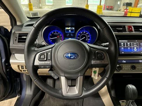 Used 2016 Subaru Outback 2.5i Premium AWD/4WD image 18