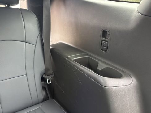 Used 2024 Buick Enclave Premium image 34