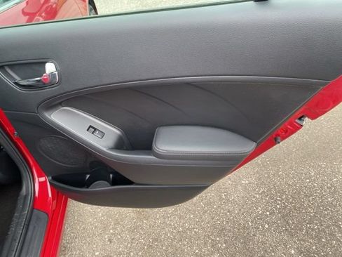 Used 2015 Kia Forte EX FWD image 25