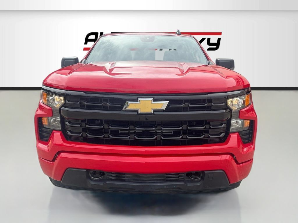 Used 2026 Chevrolet Silverado 1500 Custom w/ Turbomax Blackout Package AWD/4WD image 2