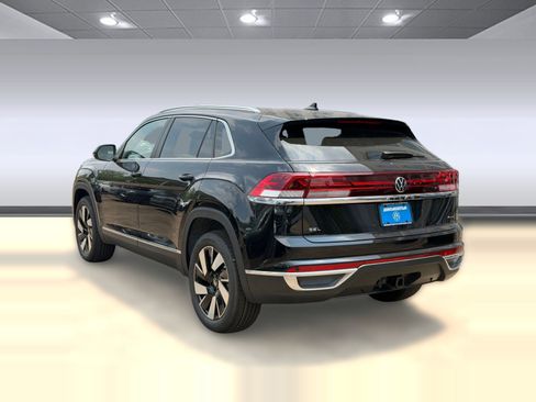New 2026 Volkswagen Atlas Cross Sport SEL AWD/4WD image 3