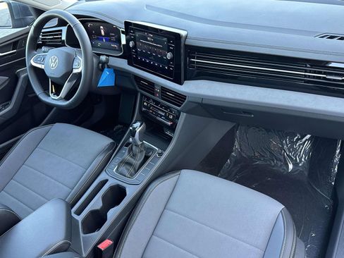 New 2026 Volkswagen Jetta SE image 12