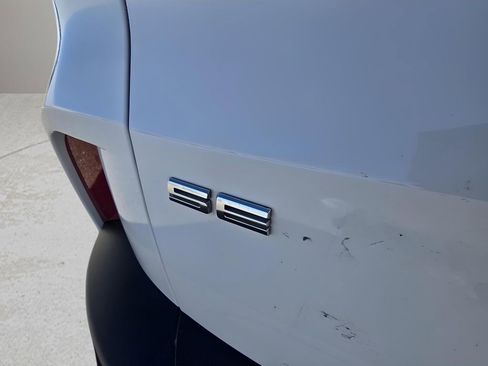 Used 2020 Ford Escape SE Sport image 11