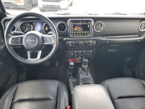 Used 2022 Jeep Wrangler Unlimited Rubicon 4xe w/ Steel Bumper Group image 17