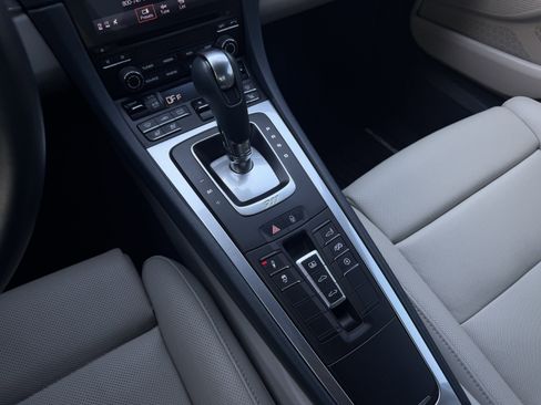 Used 2019 Porsche 911 Carrera S RWD image 26
