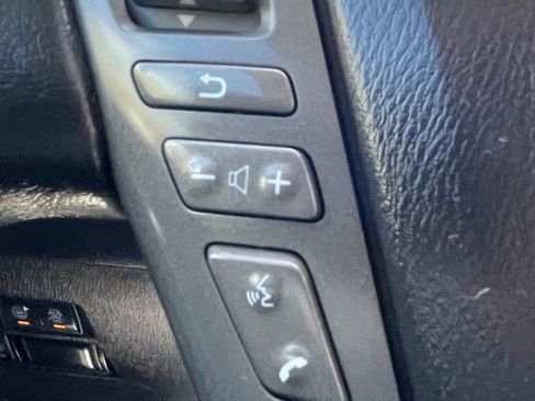 Used 2020 Nissan Armada SL w/ Premium Package image 24