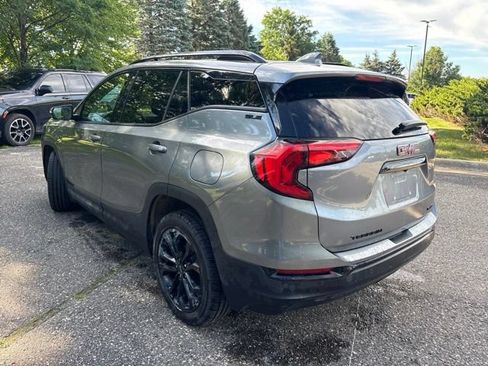 Used 2020 GMC Terrain SLE w/ Driver Convenience Package AWD/4WD image 4