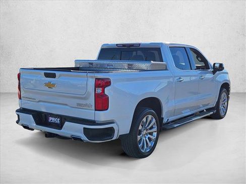 Used 2021 Chevrolet Silverado 1500 High Country w/ Technology Package image 5