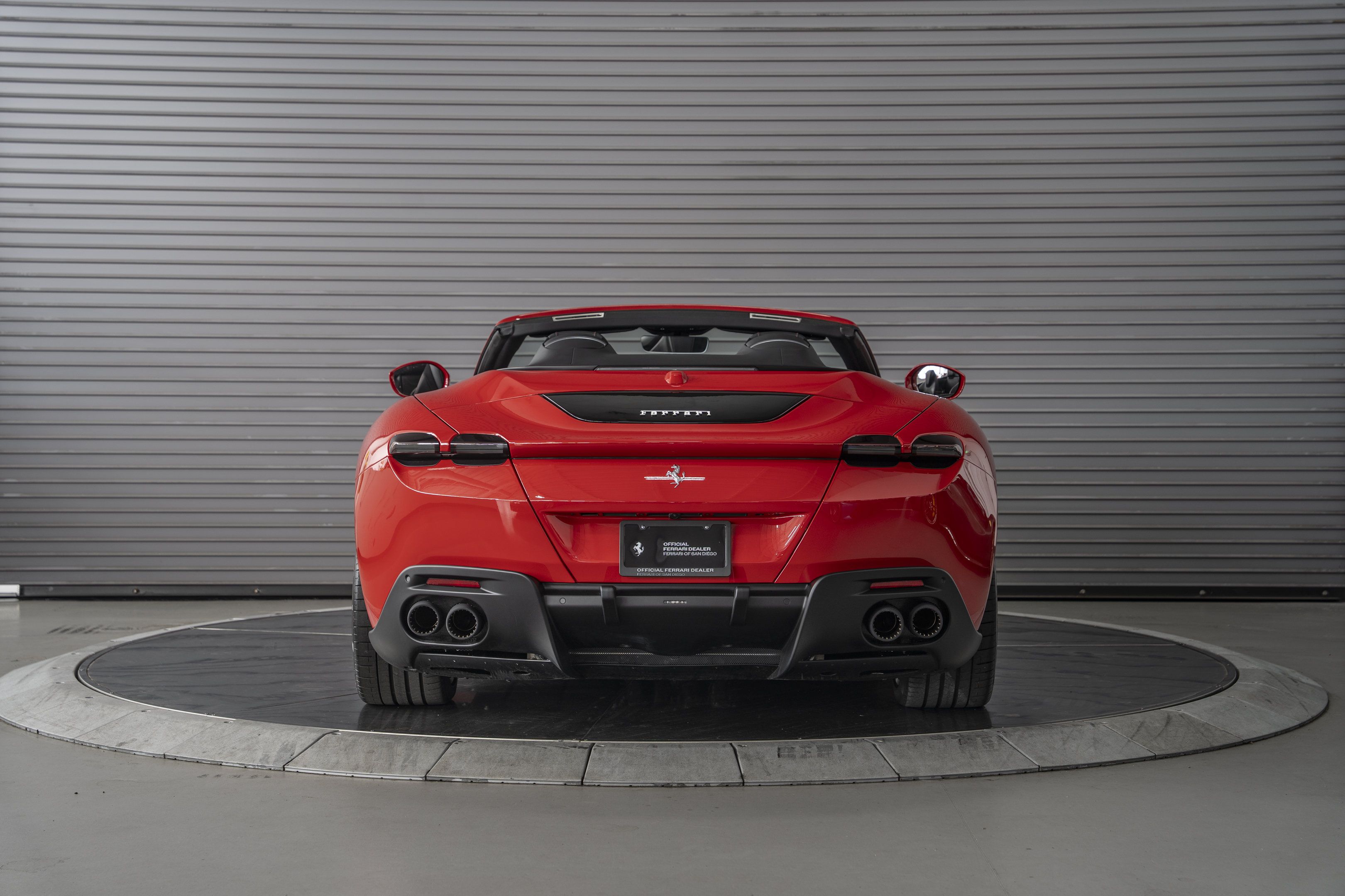 Used 2026 Ferrari Roma Spider RWD image 4