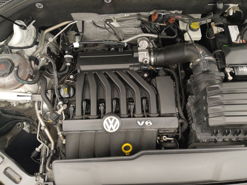 Used 2022 Volkswagen Atlas Cross Sport SE FWD image 30