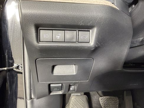 Used 2024 Toyota Grand Highlander AWD image 22
