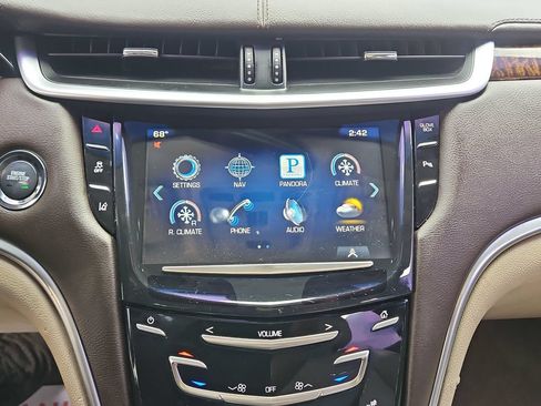Used 2013 Cadillac XTS Premium AWD/4WD image 17