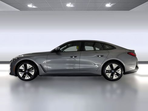 Certified 2023 BMW i4 eDrive35 image 2