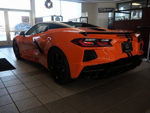 Used 2023 Chevrolet Corvette Stingray Premium Conv w/ 3LT image 4