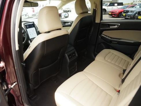 Used 2021 Ford Edge SEL FWD image 11
