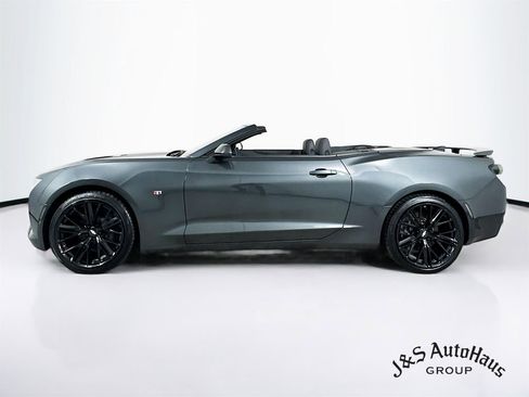 Used 2017 Chevrolet Camaro SS image 4