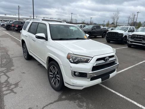 Used 2015 Toyota 4Runner Limited image 24