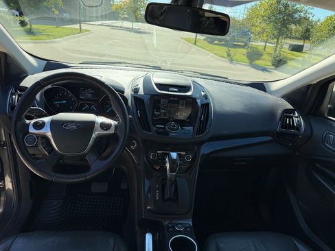 Used 2015 Ford Escape Titanium image 11