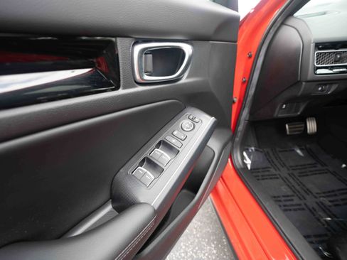 Certified 2025 Honda Civic Sport Touring image 7