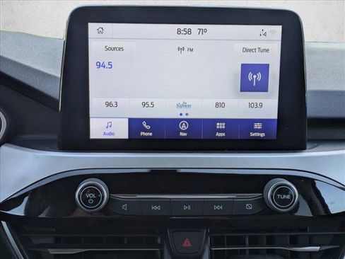 Used 2020 Ford Escape SE image 14