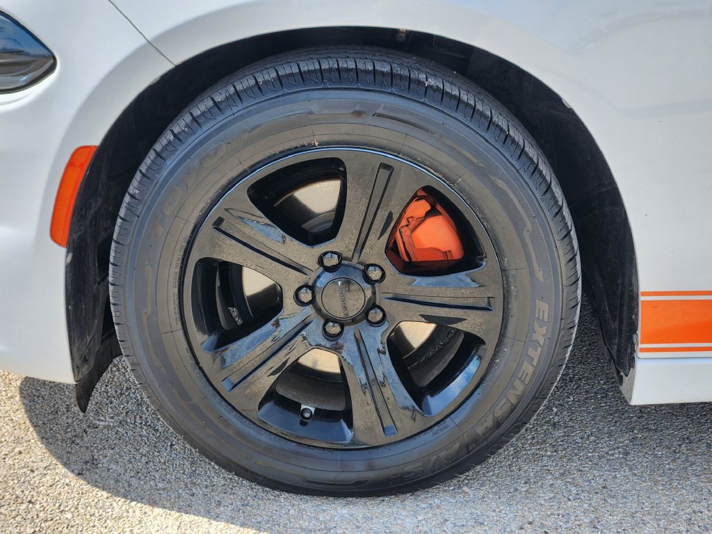 Used 2021 Dodge Charger SXT w/ Leather Interior Group RWD image 10