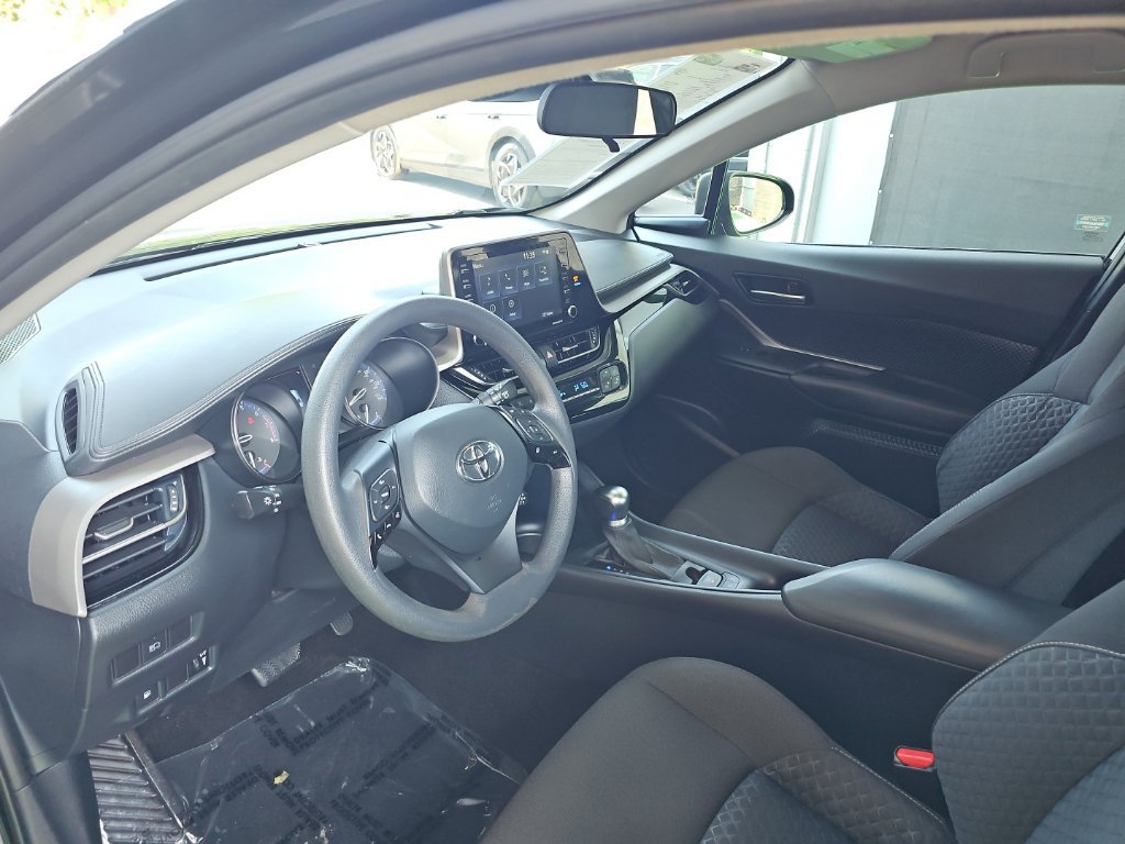 Used 2021 Toyota C-HR LE FWD image 33