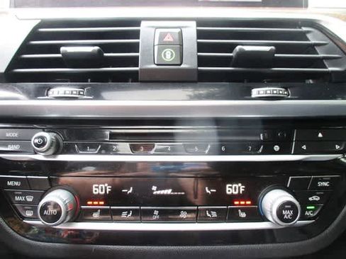 Used 2018 BMW X3 xDrive30i image 40