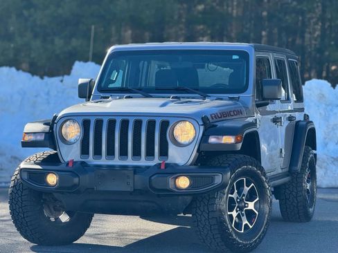 Used 2019 Jeep Wrangler Unlimited Rubicon w/ Cold Weather Group AWD/4WD image 1