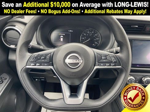 Used 2024 Nissan Kicks SV image 19