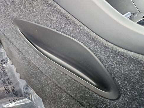 Used 2023 Volvo XC40 Recharge Ultimate w/ Protection Package Premier image 24