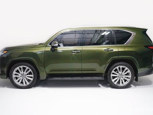 Used 2026 Lexus LX 700h Ultra Luxury w/ Accessory Package (Z1) AWD/4WD image 5