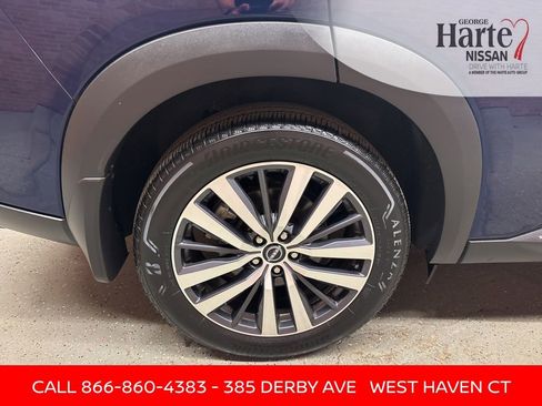 Certified 2022 Nissan Pathfinder Platinum w/ Cargo Package image 53