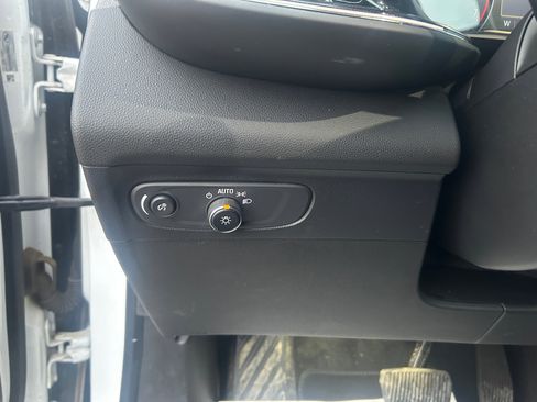 Used 2022 Buick Envision Preferred image 19