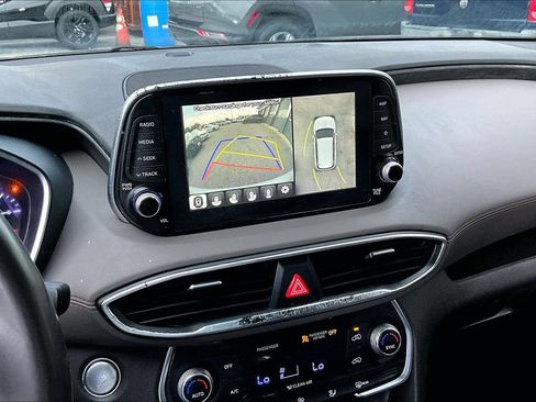 Used 2020 Hyundai Santa Fe Limited FWD image 16